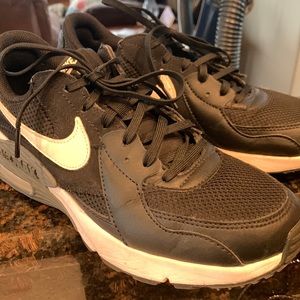 Women’s NIKE Air Max SC sneakers!